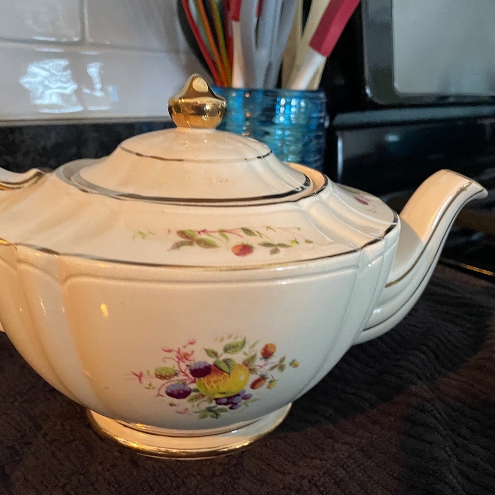 Antique Sadler England Teapot